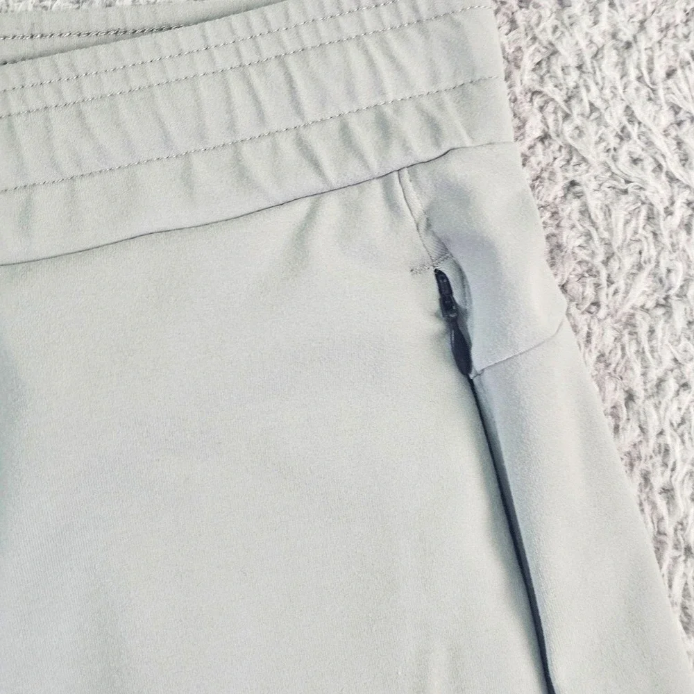 Public Rec Pants Mens 40x32 Gray Stretch Jogger Elastic Waist Zip Pocket Travel